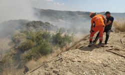 Hafriyat ve moloz döküm alanında çıkan yangın, kontrol altına alındı