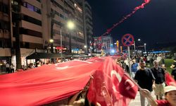 İzmir'de 350 metrelik Türk bayrağı ile 'Zafer Yürüyüşü' (4)