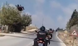 Mersin'de 2 ayrı paraşüt kazası; biri tabelaya takıldı, diğeri denize düştü