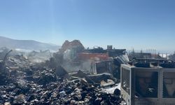 Niğde'de fabrikadaki yangında soğutma çalışmaları tamamlandı