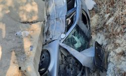 Otomobiller çarpıştı; 1 ölü