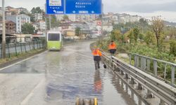 Zonguldak'ta sağanak; sürücüler zor anlar yaşadı
