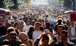 İstihdam oranı yüzde 49,0, işgücüne katılım yüzde 53,5 olarak açıklandı