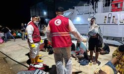 Libya açıklarında 95 göçmeni taşıyan iki tekne alabora oldu: 4 ölü