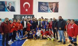 Ağrı Spor Lisesi hentbolda Türkiye yarı finallerine yükseldi