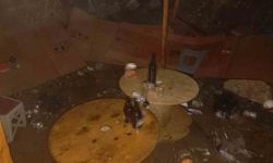 Alkoliklerin mesken tuttuğu baraka alev alev yandı