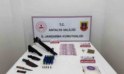 Antalya'da uyuşturucu operasyonu: 3 şüpheli gözaltında