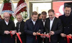 Başkan Akın ve Milletvekili Sarı açılışta buluştu