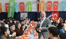 Başkan Çolakbayrakdar: 'Güçlü Türkiye'nin temeli donanımlı gençliktir'