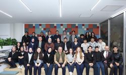 Başkan Dursun gençleri dinledi