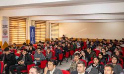 Başkan Er, öğrencilerle bir araya geldi