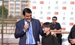 Başkan Yılmaz gençlerle bir arada