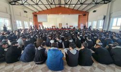 Bilal Erdoğan, Kütahya'da öğrencilerle buluştu