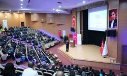 Bingöl'de gençlere ve ailelere yönelik farkındalık konferansları düzenlendi