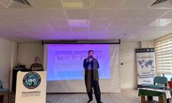 Bursa'da Meslek Lisesinde Dünya Seninle Konuşuyor etkinliği