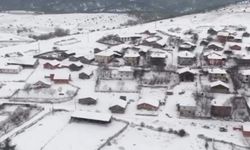 Çankırı'nın yüksek kesimlerinde kar yağışı etkili oluyor