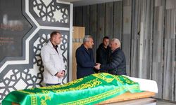 Devlet Himayesinde Yetişti, Son Yolculuğuna Protokol Uğurladı