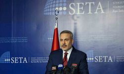 Dışişleri Bakanı Fidan: "Elinizdeki silahlı unsurlar Suriye yönetiminin emrine girmek zorundadır"