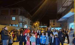 Dünya şampiyonu Zehra’yı mahalle sakinleri törenle karşıladı