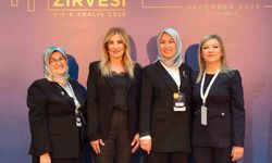 Düzceli kadın meclis üyeleri "Yerel Yönetimlerde Kadın Zirvesi"nde