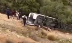 Gaziantep’te tarım işçilerini taşıyan minibüs şarampole uçtu: 1 ölü, 3 ağır yaralı