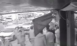 Genç kızlara el-kol hareketi yumruklu kavgayla sona erdi