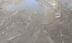 Gölbaşı'nda, sular dondu