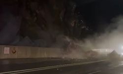 Hakkari-Van yolunda heyelan