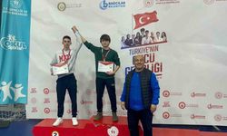 İhlas Koleji Güreş Takımı, İstanbul Şampiyonası’nda çifte başarıya imza attı