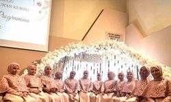 İzmir’de genç hafizeler icazetlerini aldı