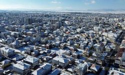 Karaman, mevsimin ilk karıyla beyaza büründü