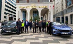 Kaymakamdan öğrencilere Togg’un yeni modeli ile şehir turu