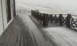 Keltepe Kayak Merkezine mevsimin ilk karı düştü