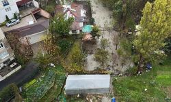 Küçükçekmece’de site otoparkını su bastı