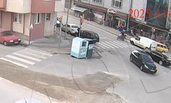 Kütahya'da kuryeye yaya geçidinde otomobil çarptı