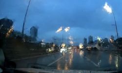 Maltepe’de minibüsün devrildiği anlar kamerada