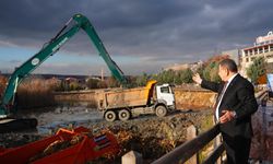 Mogan Gölü’nde 2. etap temizlik çalışmaları tamamlandı