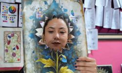 Muş’ta kadınlar kâğıt rölyef kursuyla aile bütçesine katkı sağlıyor