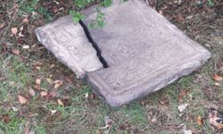 Niksar’da kayıp tarihi Cin Camii kitabesi bulundu