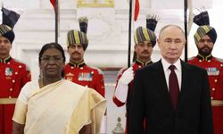 Putin: "(Rusya-Hindistan ilişkileri) Birlikte yol alıyoruz, birlikte büyüyoruz"