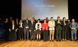 Rektör Savaş, 2024 Genç Bilim İnsanı Ödülleri programına katıldı