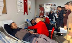 Şanlıurfa İtfaiyesi'nden kan bağışı