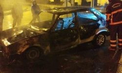 Seyir halindeki Tofaş alev alev yandı