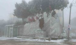 Sındırgı'nın yüksek kesimlerinde kar ve buzlanma etkisini artırdı