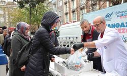 Sultangazi Belediyesi’nden ücretsiz balık dağıtımı