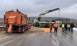 TAG Otoyolu’nda yanan tırlar kaldırıldı, yol trafiğe açıldı