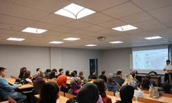 Topraklı ve topraksız seralarda üretim yöntemleri anlatıldı