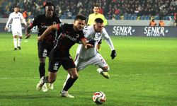 Trendyol Süper Lig: Gençlerbirliği: 2 - Trabzonspor: 1 (İlk yarı)