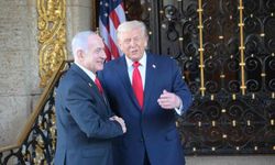 Trump, Netanyahu ile bir araya geldi
