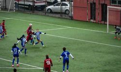 Turkcell Kadın Futbol Süper Ligi: Hakkarigücü: 0 - Yüksekova SK: 1